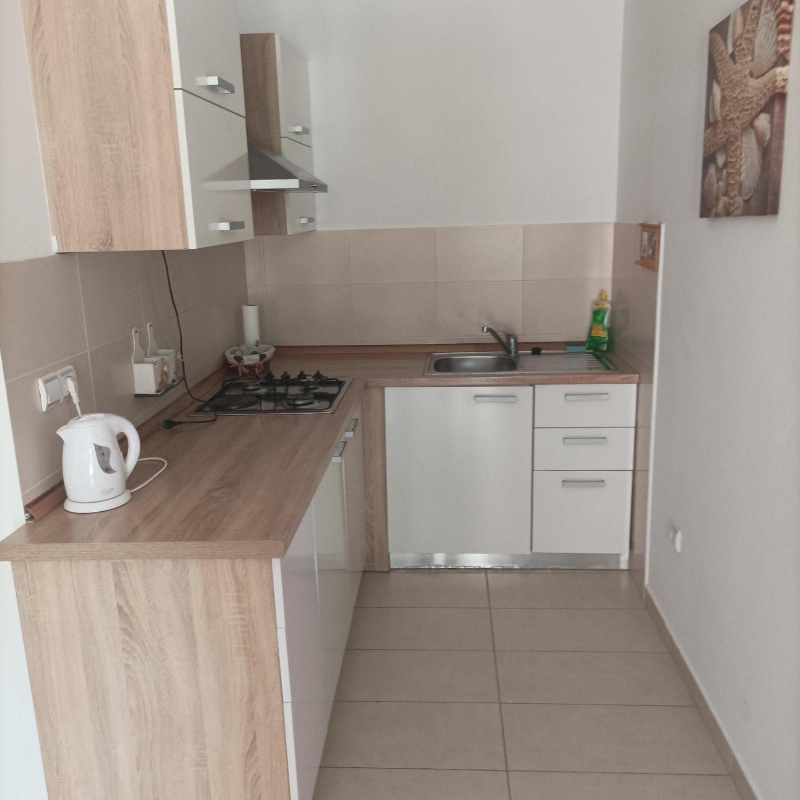Apartments Vir Delfin Exterior photo