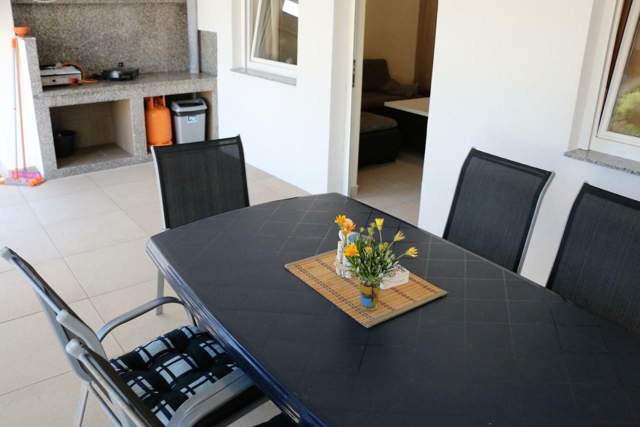 Apartments Vir Delfin Exterior photo