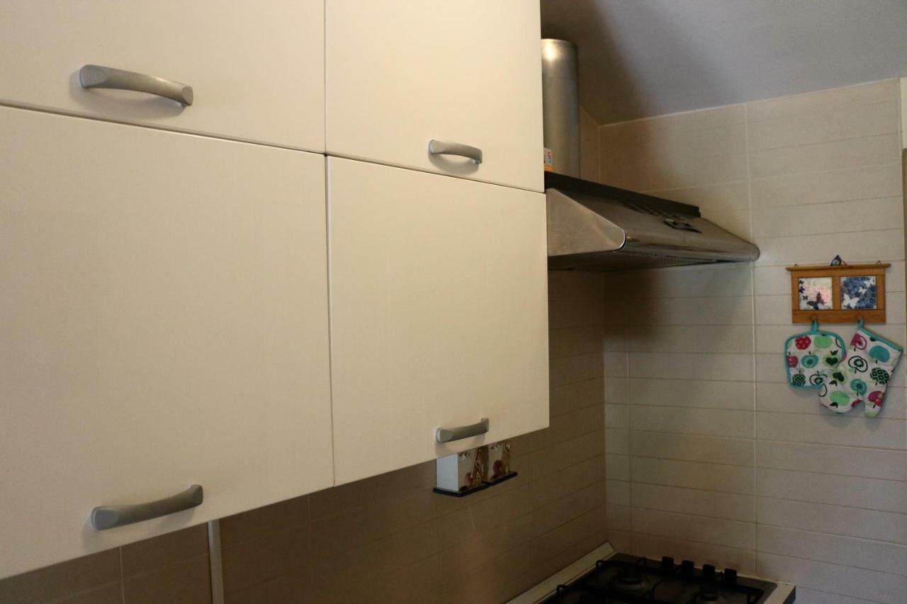 Apartments Vir Delfin Exterior photo