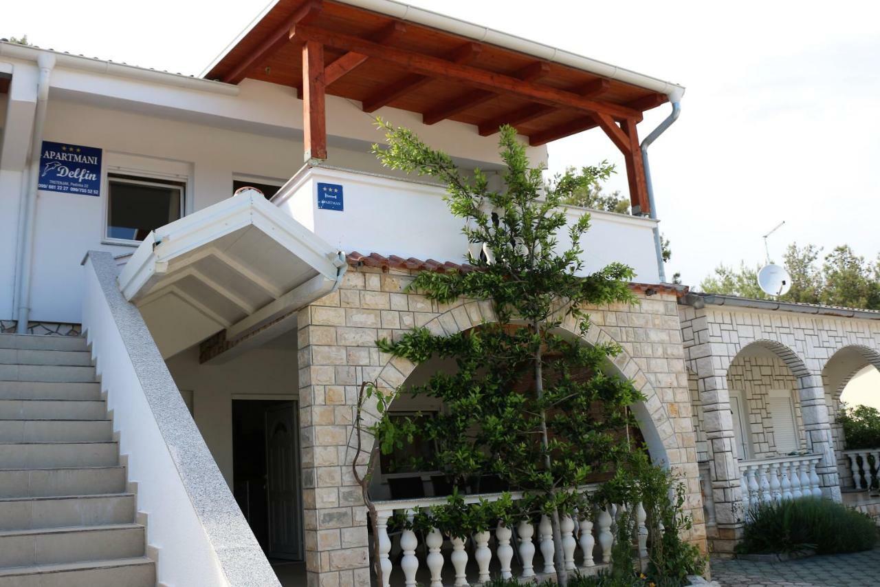 Apartments Vir Delfin Exterior photo